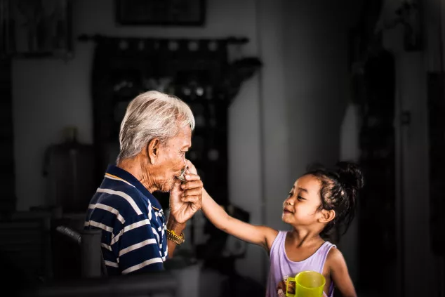 自己和父母带娃观点不同怎么办 妈妈和长辈带娃有分歧解决方法