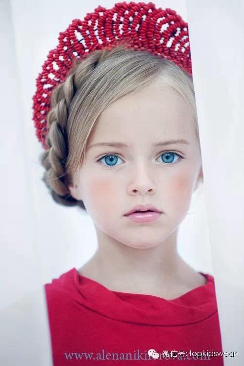 俄罗斯9岁国宝级甜美小超模Kristina Pimenova