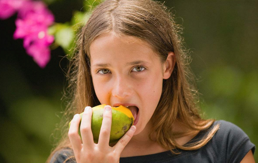 小孩吃芒果会不会过敏 宝宝如何吃芒果