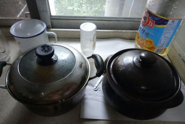 在家制作黄豆豆瓣酱，方法超级简单