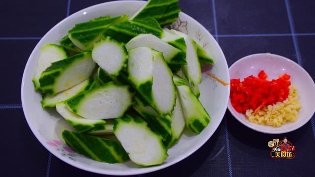 丝瓜怎么做好吃？（教你最简单的做法，香辣下饭，好吃极了）