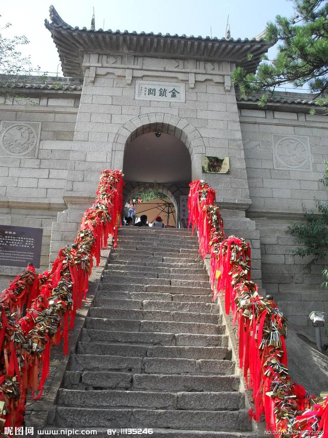 中国十大名山--华山