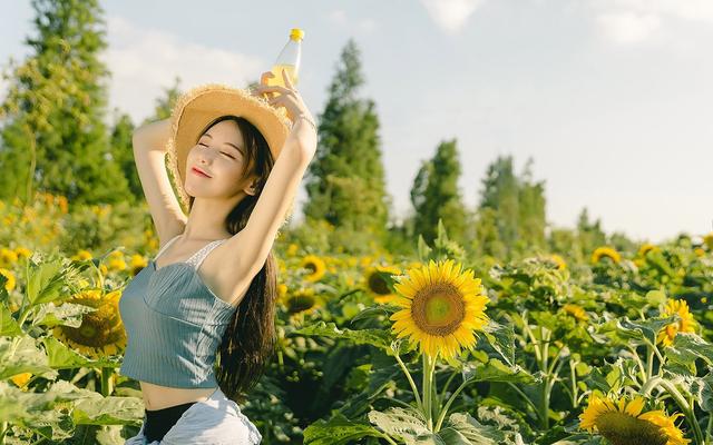 旅行照片怎么拍，这些拍照姿势简单好用，拍照好看起来