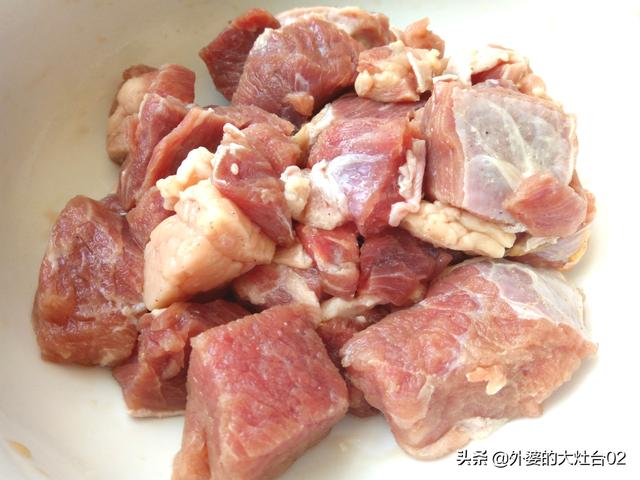 炖牛肉，加一味它，肉烂汤鲜，孩子说比牛排好吃，一次一锅全扫光