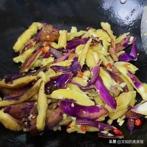 教你做超下饭的酱爆茄子